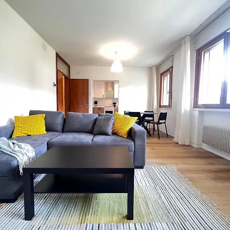 Comfort 5 Min Walk To Downtown Bassano